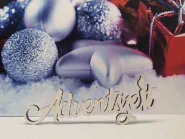 Schriftzug Adventszeit zu Weihnachten aus Holz in weiß