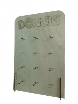 Donut Wand/Donut Wall mit Schriftzug Donuts in verschiedenen Farben aus Holz für 24 Donuts