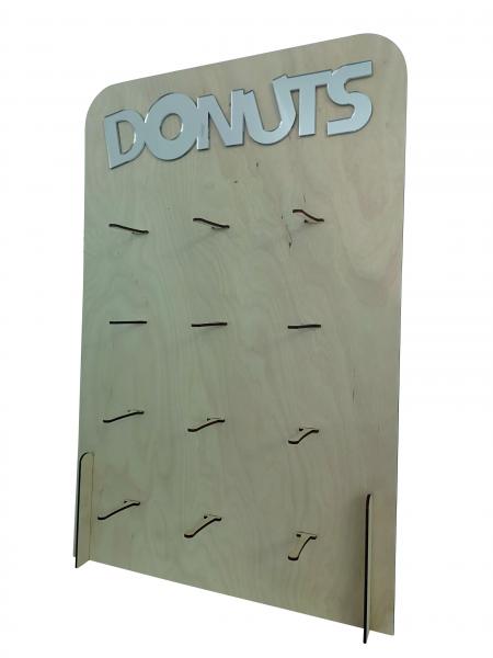 Donut Wand/Donut Wall mit Schriftzug Donuts in verschiedenen Farben aus Holz für 24 Donuts